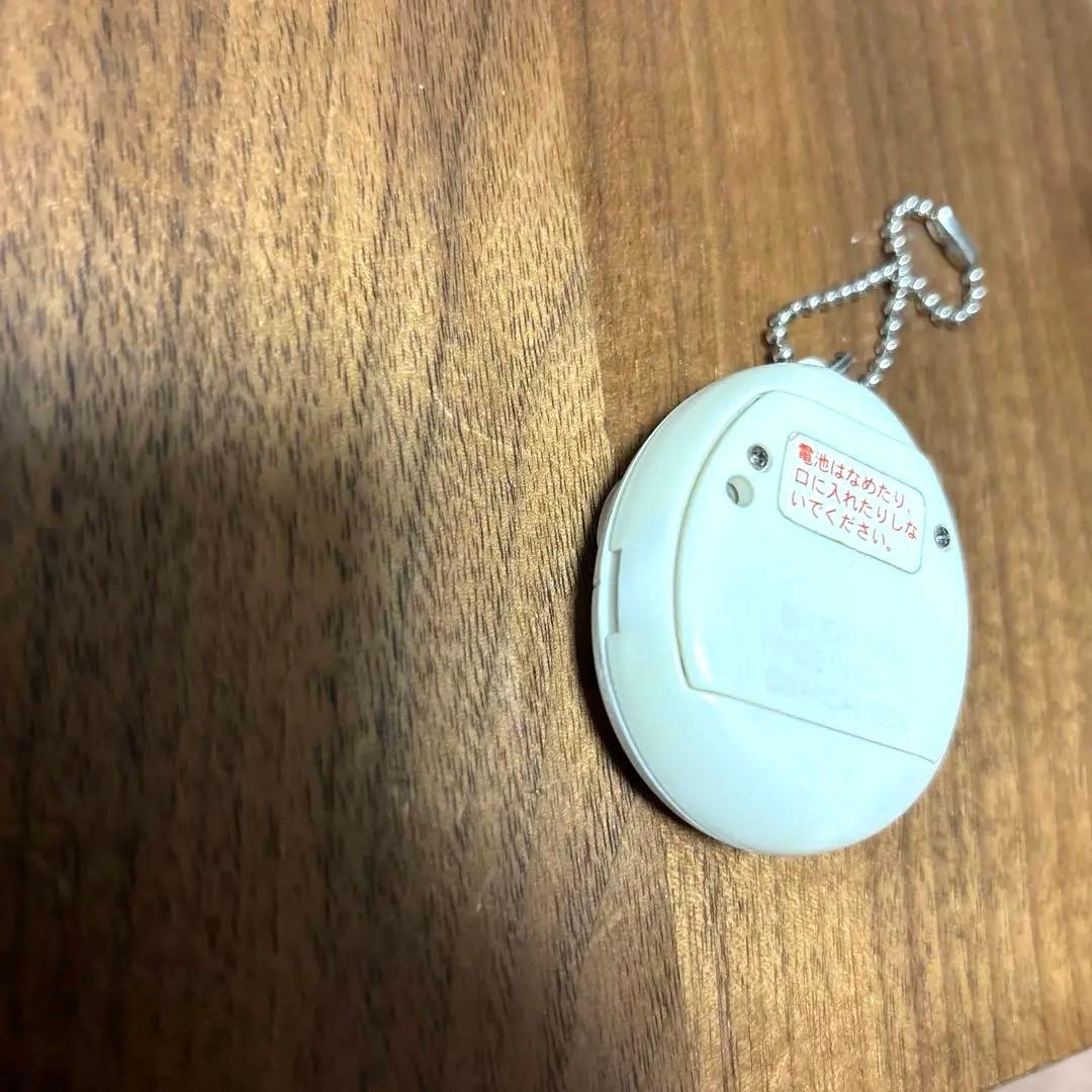 デビルっちのたまごっち　白本体　バンダイ　希少　レア