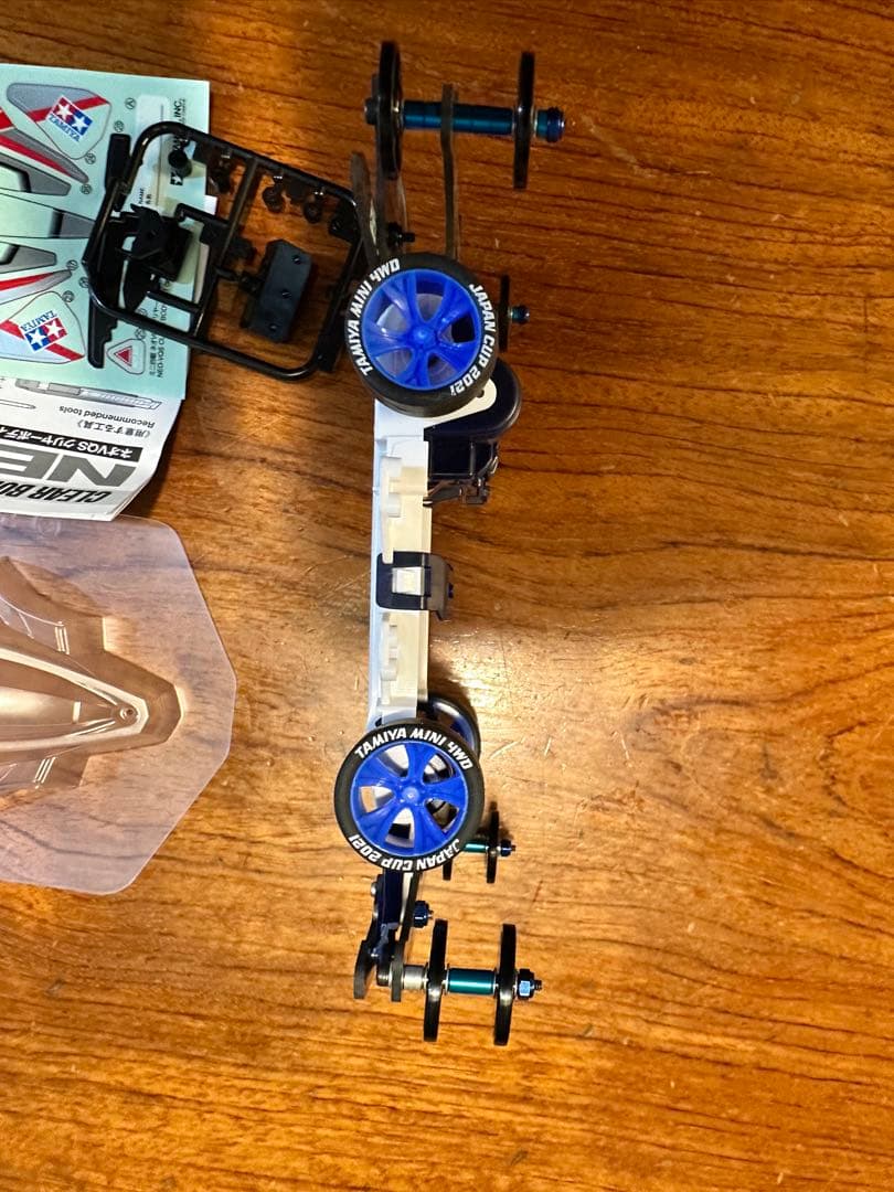 ミニ四駆 NEO-VQS クリヤーボディ　 95648 vzシャーシ　セット