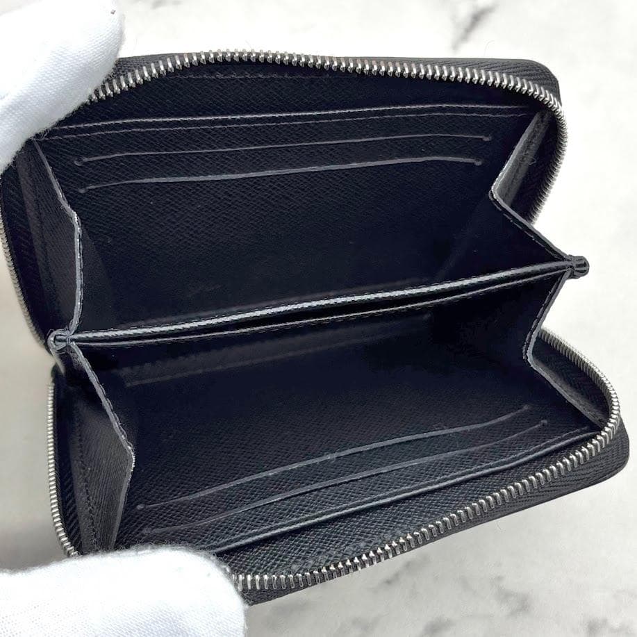【超極美品・箱袋付属】ルイヴィトン　エピ　ジッピーパース 　ブラック