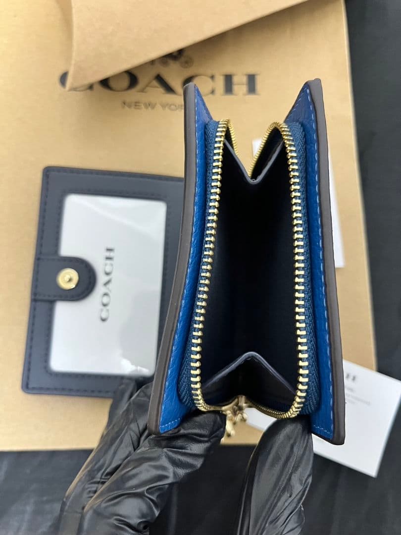 COACH コーチ 折り財布 青 コンパクト かわいい シンプル