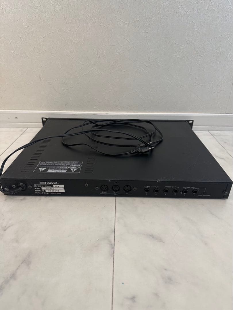 Roland U-220 音源モジュール