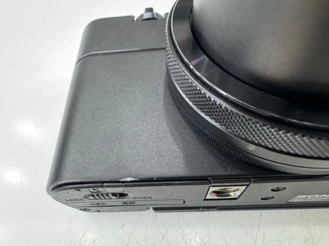 Cyber-shot DSC-RX100M5A コンパクトデジタルカメラ