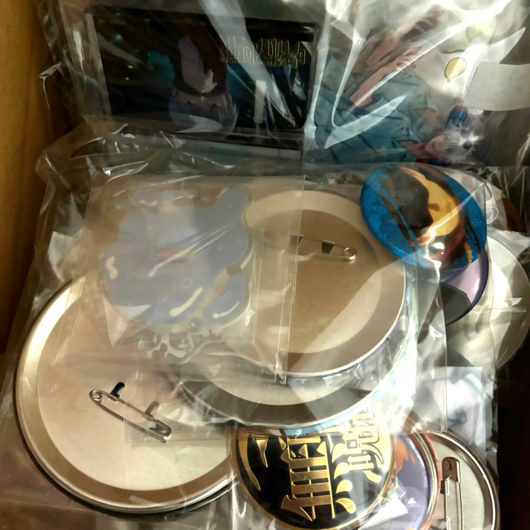 鬼滅の刃 ワンピース　ラブライブ　アニメグッズ　まとめ売り 大量　600点以上