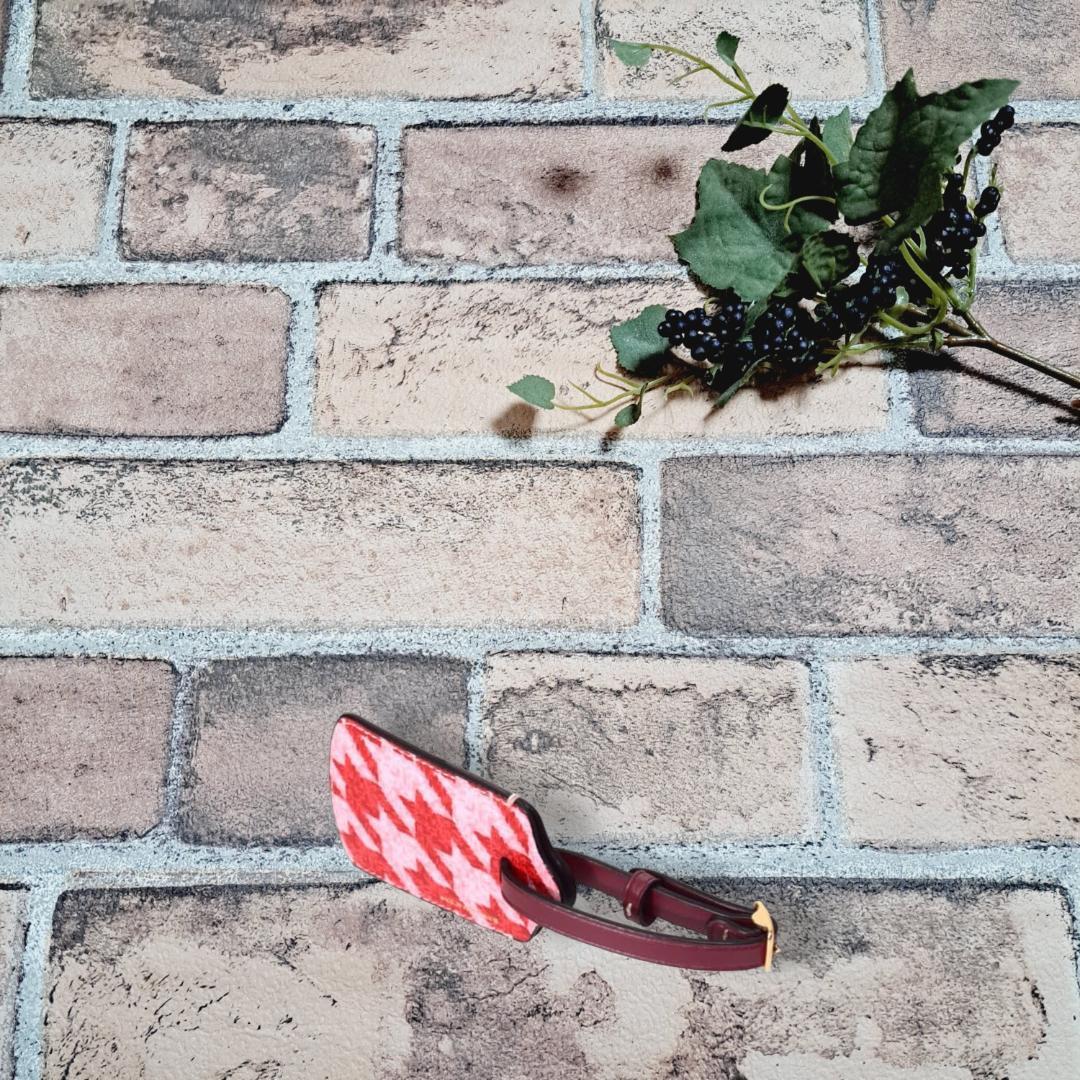 【正規品】 コーチ ラゲッジタグ 千鳥格子柄 荷物タグ ピンク レッド