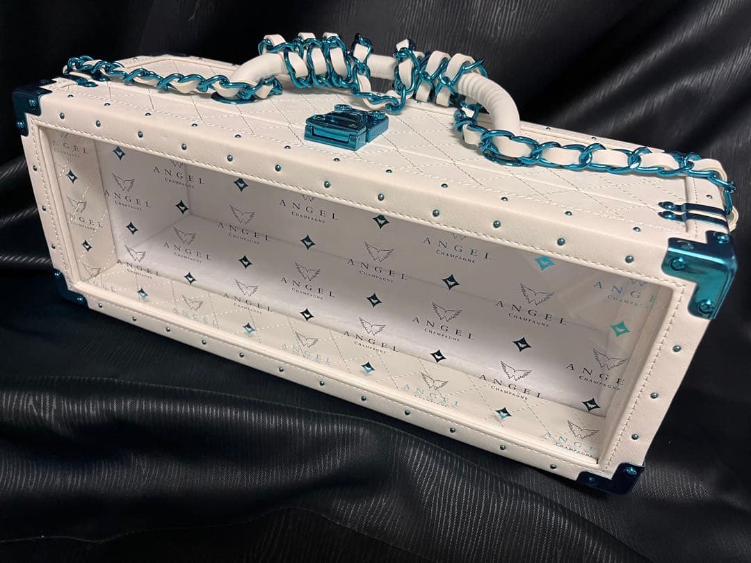 エンジェルシャンパン　エンジェルハートドゥミセック　ホワイト空箱