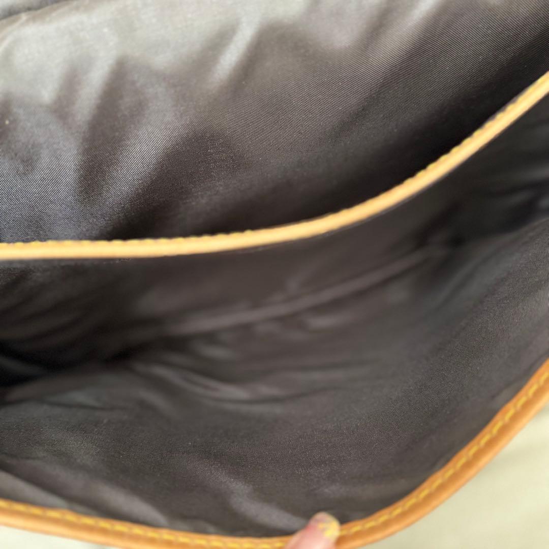 ら*む様 Louis Vuitton ブリーフケース 中型 ブラウン