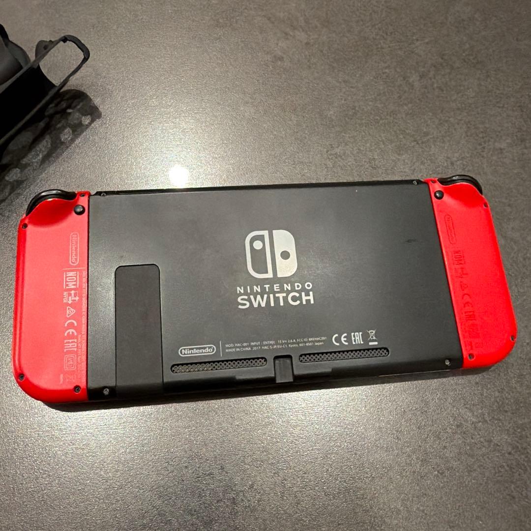 p*o様 Nintendo Switch 本体 マリオオデッセイ限定モデル