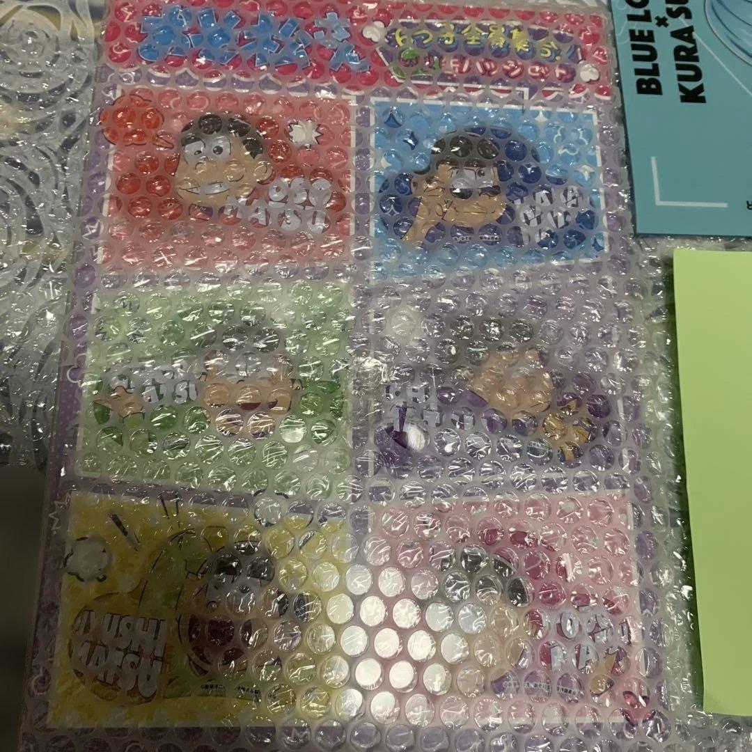 【限定品/美品】おそ松さん 6つ子全員集合！松型缶バッジ グッズ