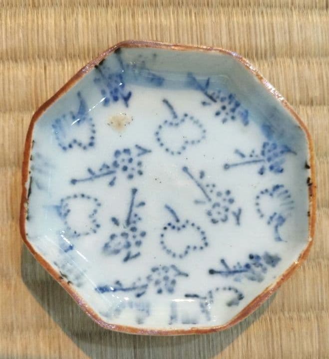 お値下げしました、古伊万里　型紙摺印判　八角豆皿　5枚組　金直し有