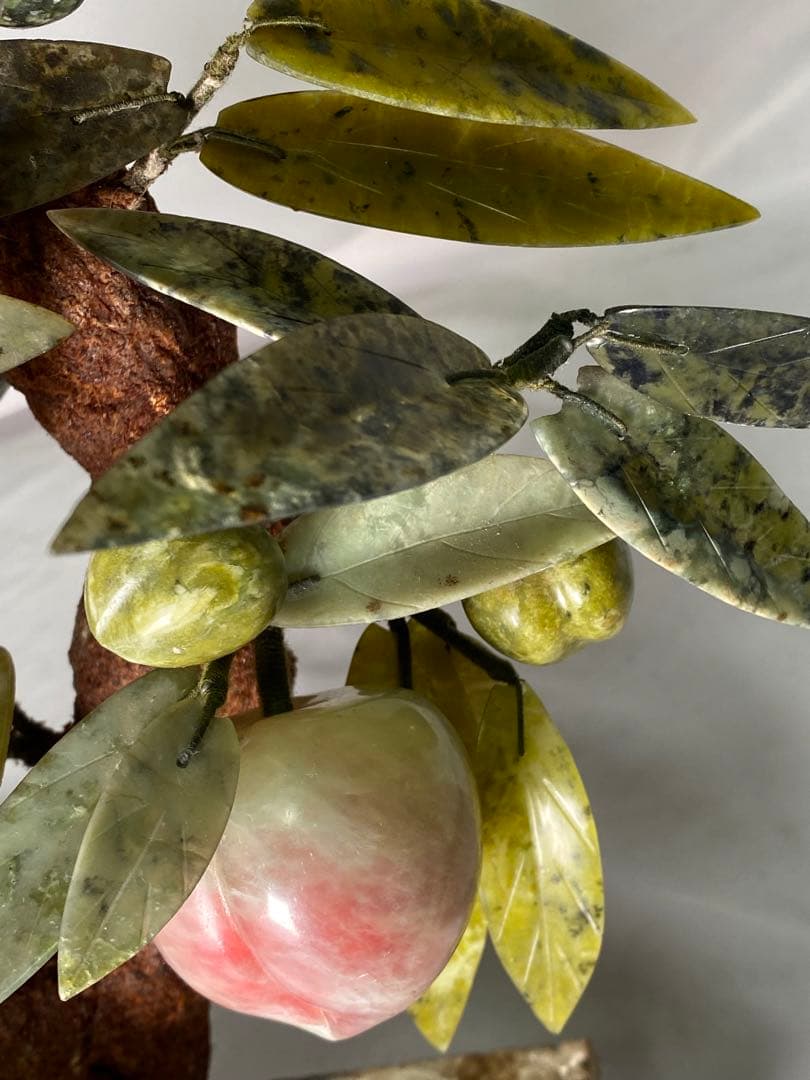 1662❣️ 中国美術　玉桃盆栽　翡翠　瑪瑙　天然石　彫刻