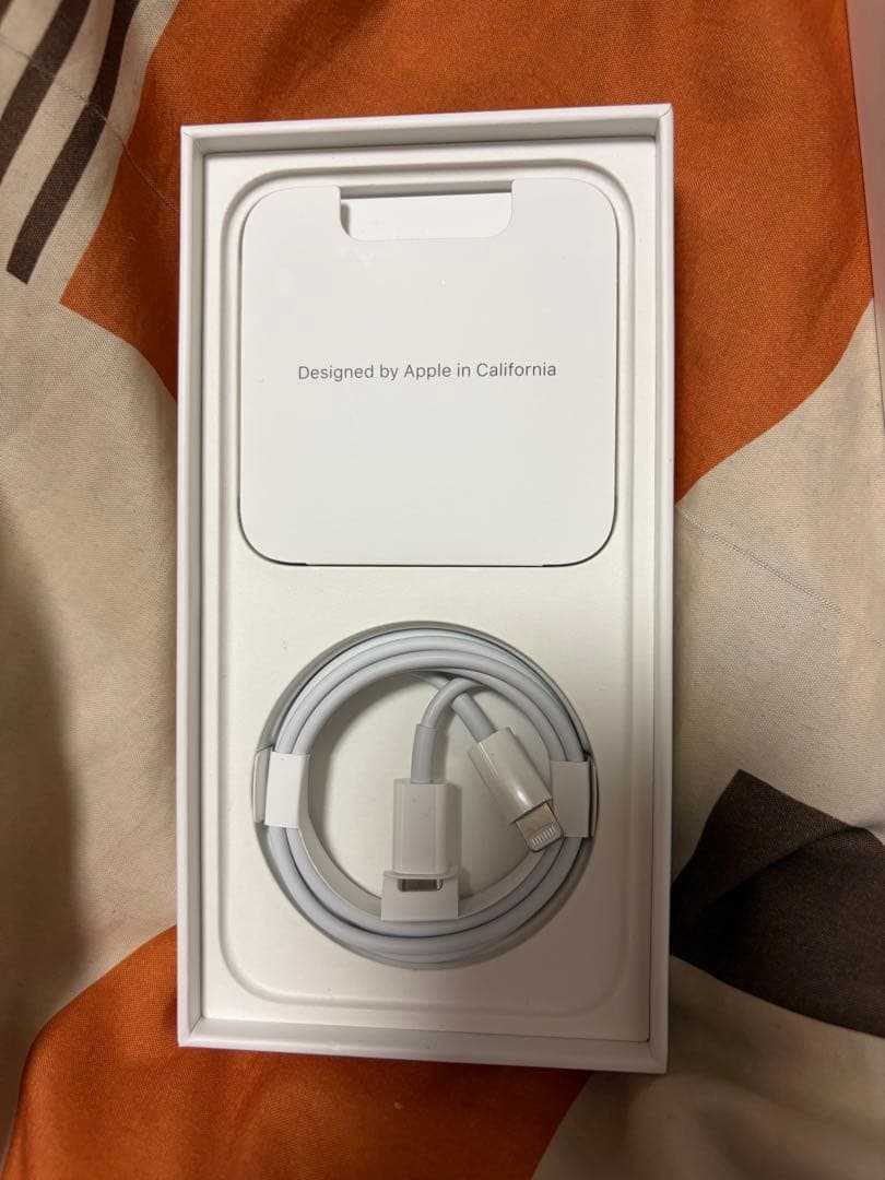 Apple iPhone 13 ミッドナイトグリーン 本体 128