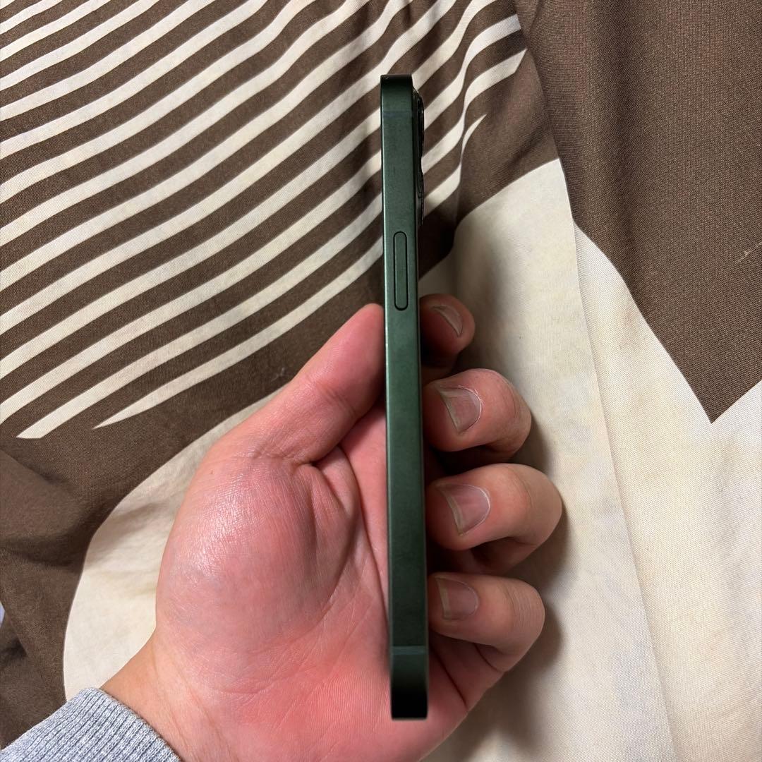 Apple iPhone 13 ミッドナイトグリーン 本体 128