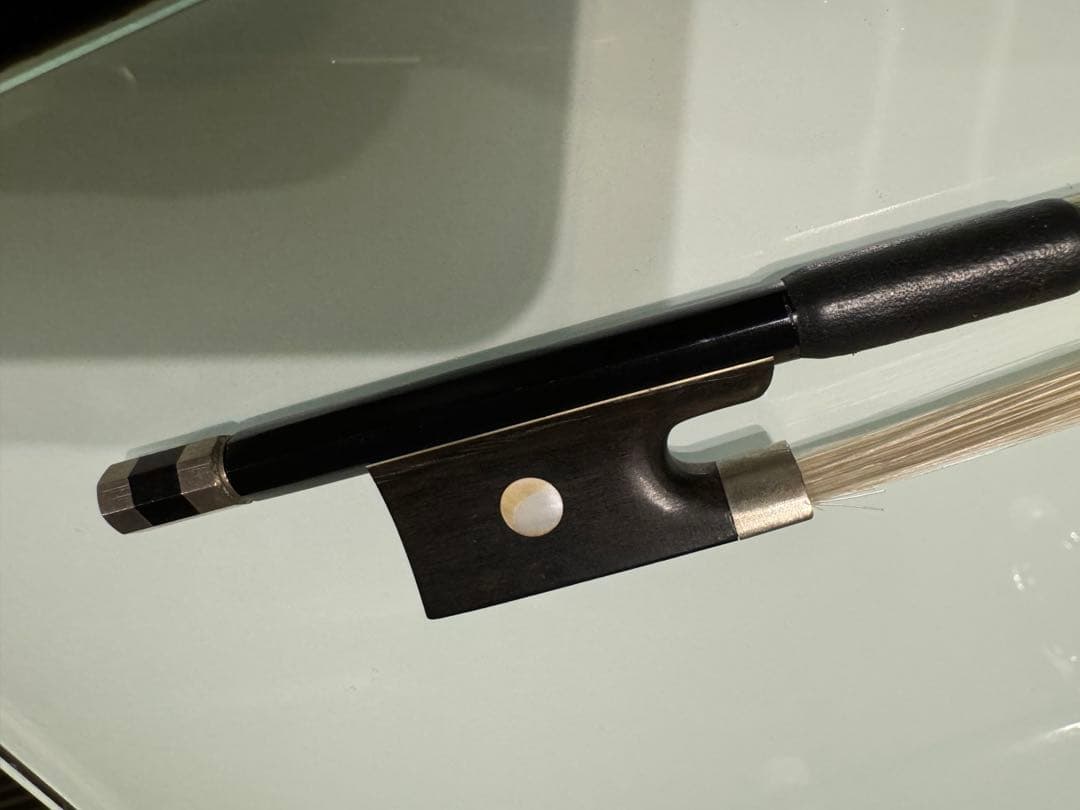 こうちゃん⚠️ヤマハ　カーボン弓　バイオリン4/4用