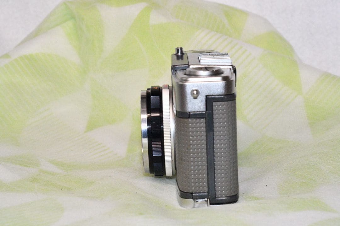 《動作品》OLYMPUS PEN EES-2