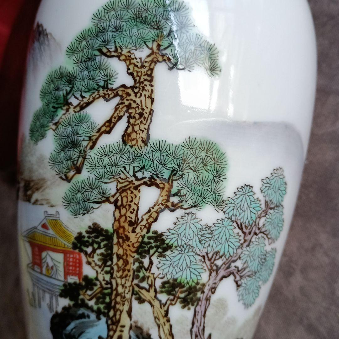 色絵　山水楼閣文　花瓶　景徳鎮