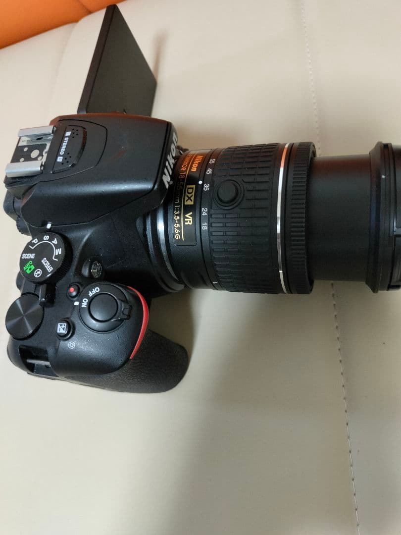 Nikon D5600 デジタル一眼レフカメラ