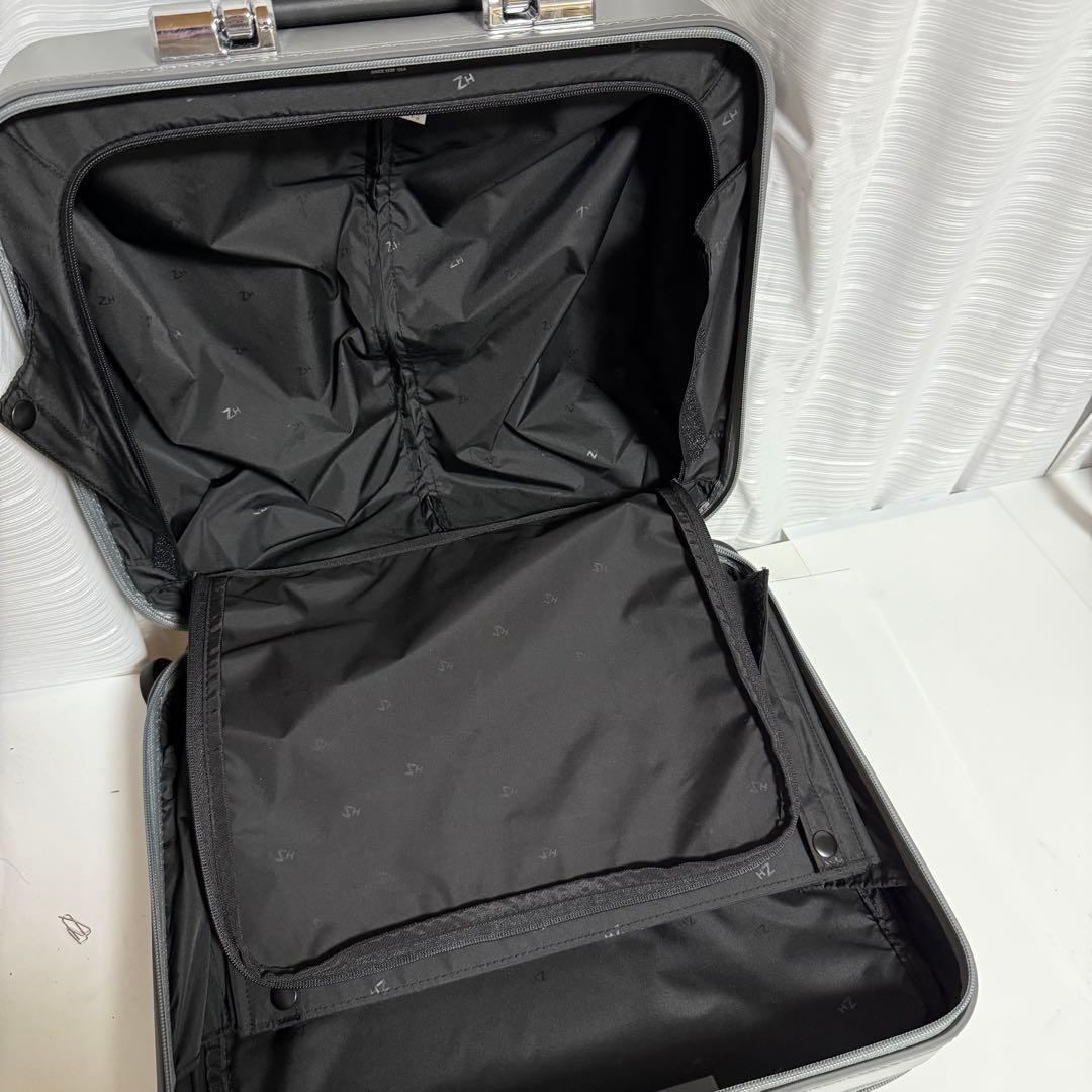 ⭐️極美品⭐️ゼロハリバートン　キャリーケース　シルバー　ビジネスバッグ