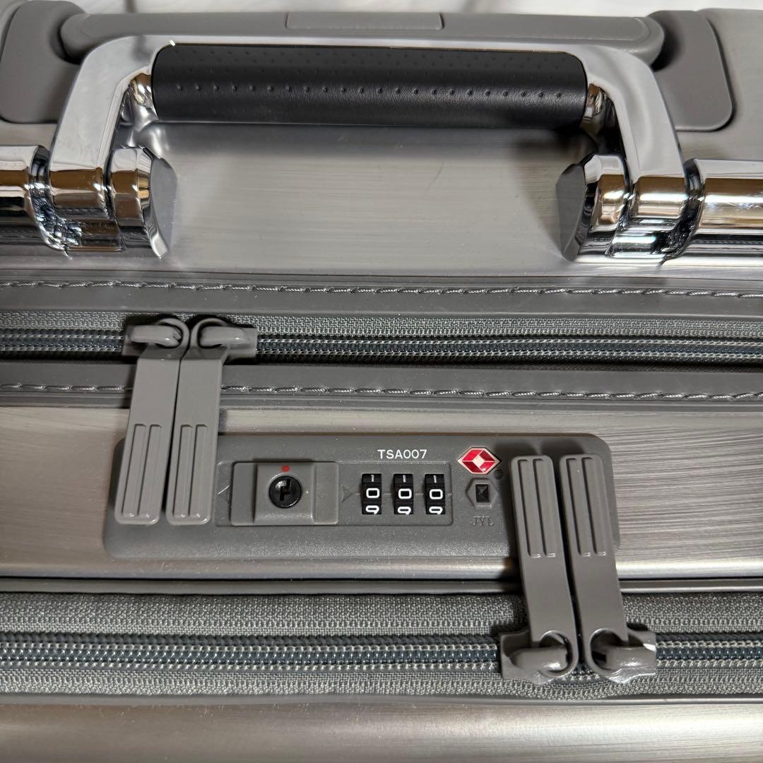 ⭐️極美品⭐️ゼロハリバートン　キャリーケース　シルバー　ビジネスバッグ