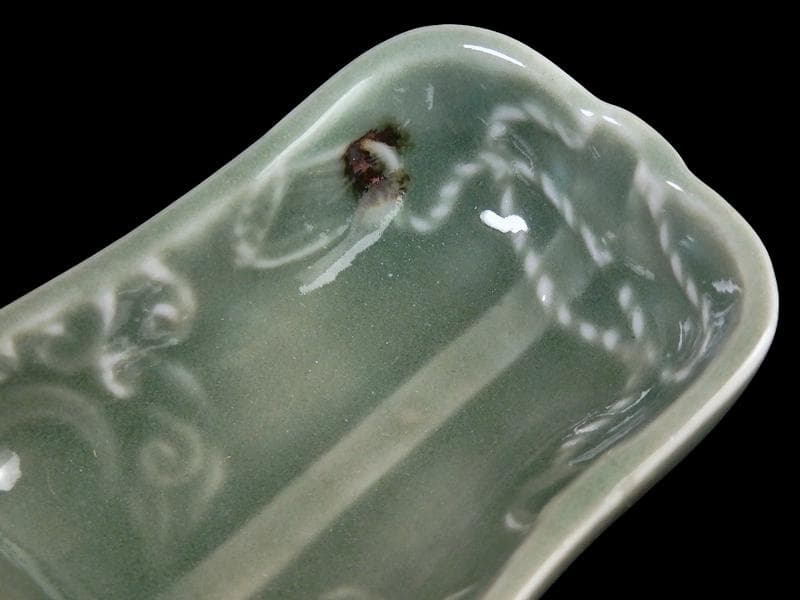 伊万里　瀬戸　青磁　軍配の図　変形豆皿　2枚　珍品　E667AS-fbsf