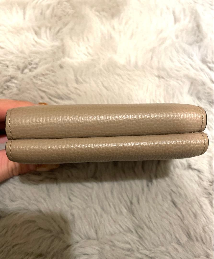 LOEWE トライフォールド ウォレット　三つ折り財布（サンド）