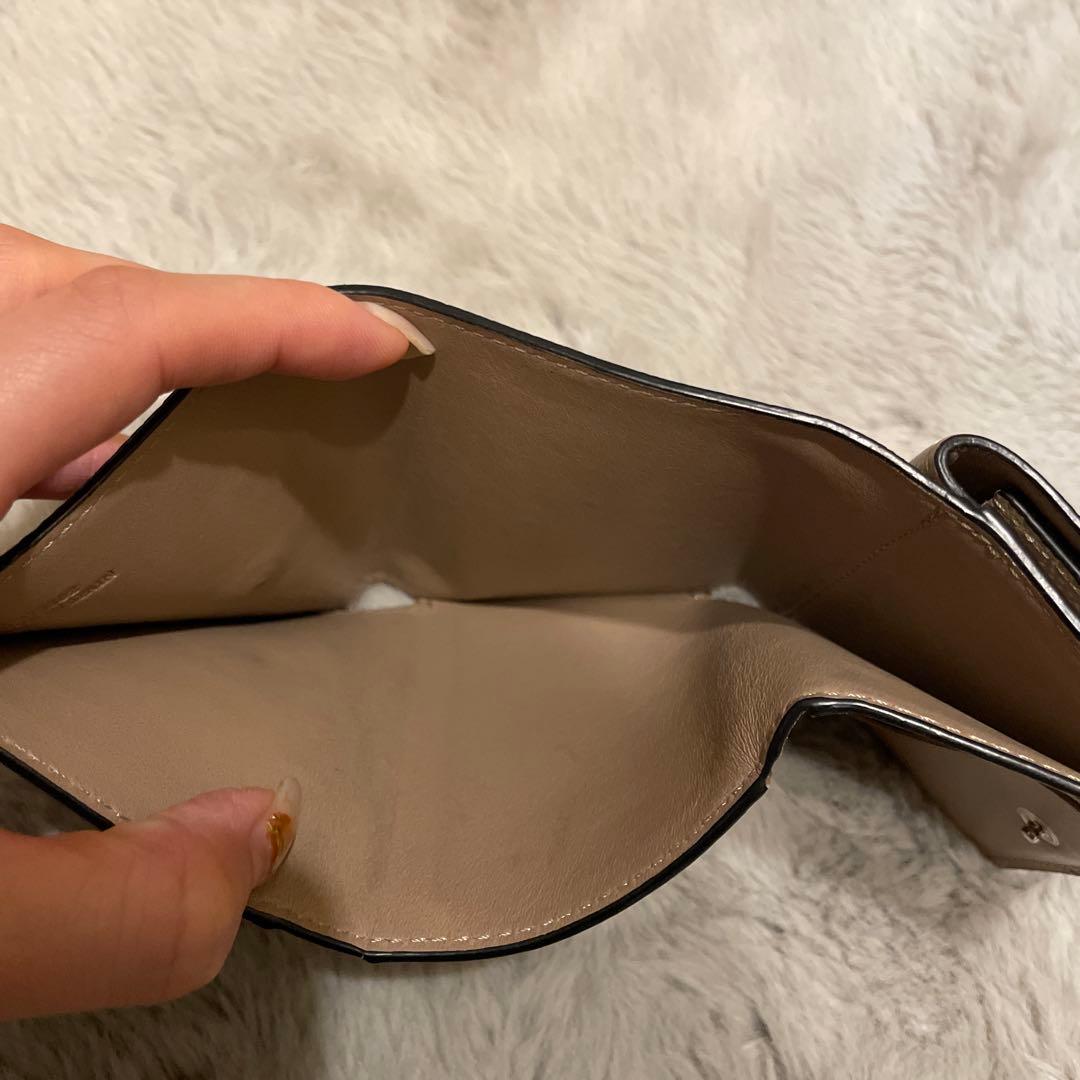LOEWE トライフォールド ウォレット　三つ折り財布（サンド）
