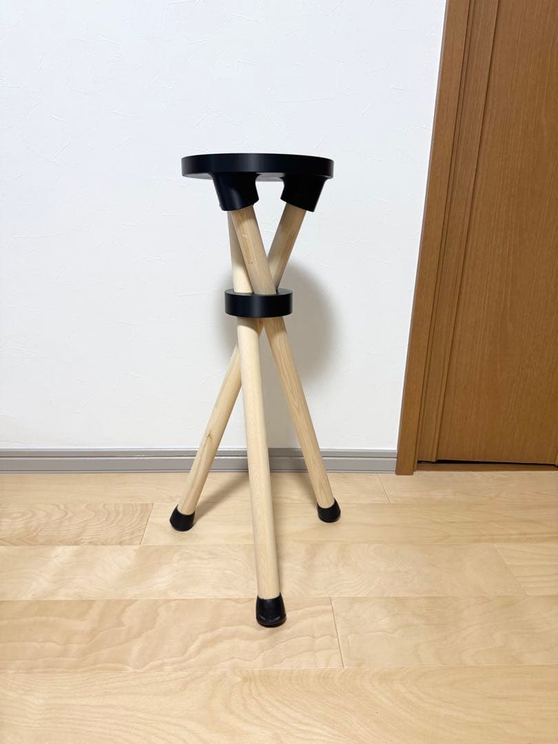 スピーカースタンド　Marshall Stanmore マーシャル　スタンモア