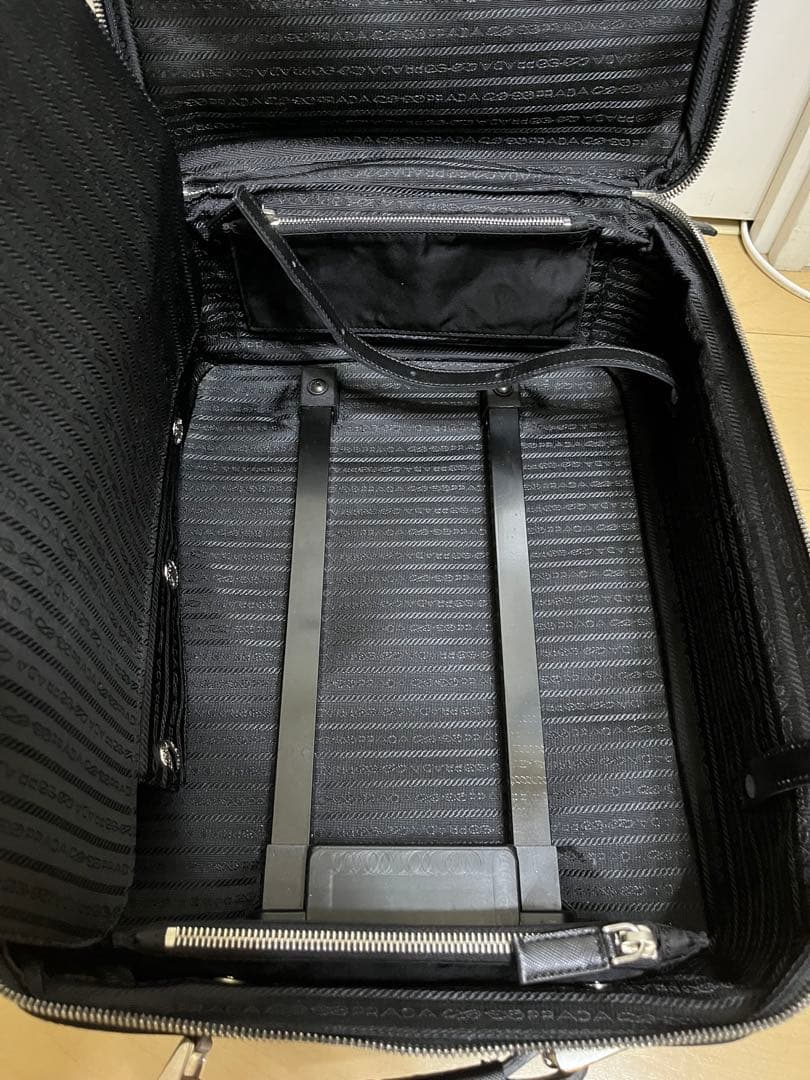 margie　プラダスーツケース