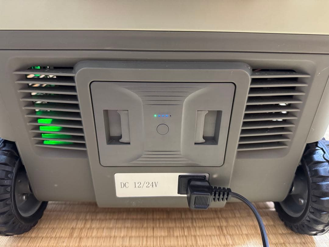 THORR ポータブル冷蔵庫　オリーブ＆ダークグレー 30L