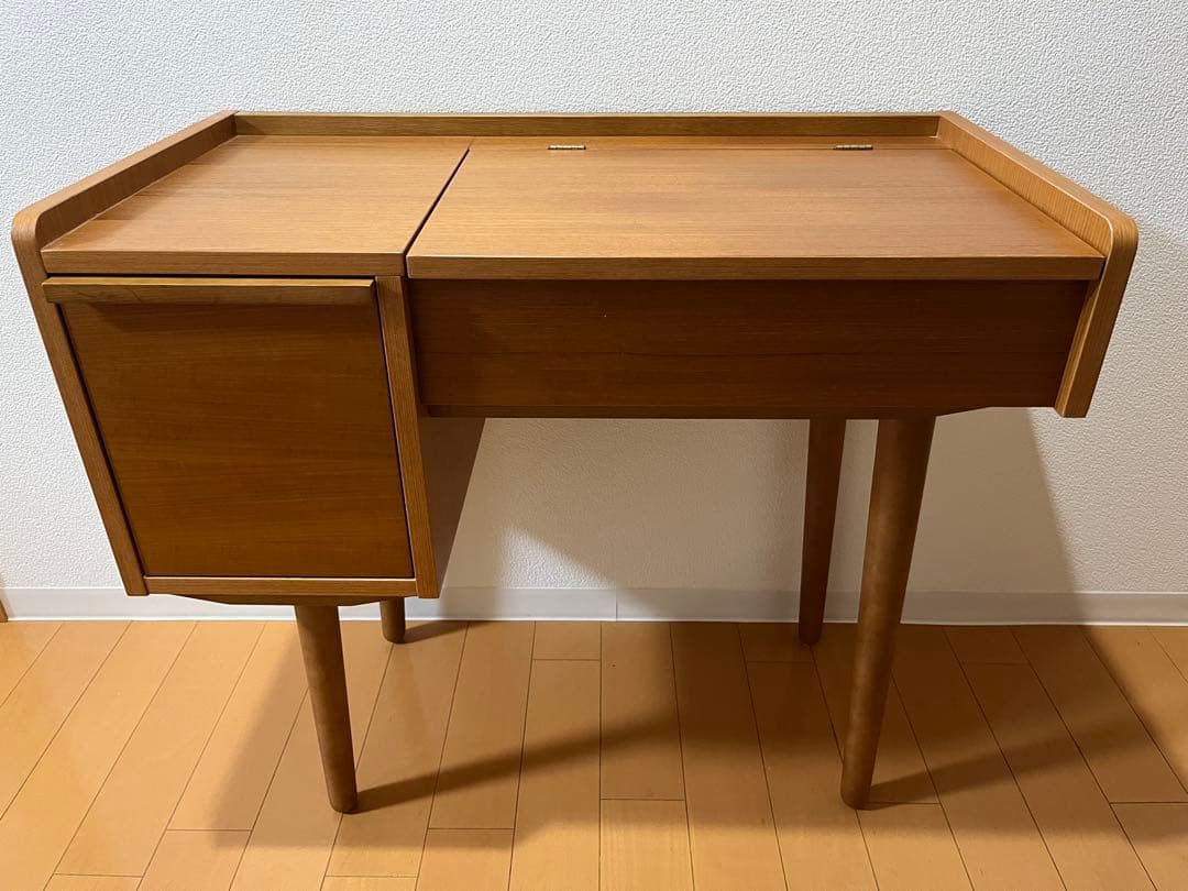 unico ウニコ　ALBERO アルベロ　ドレッサー　鏡台