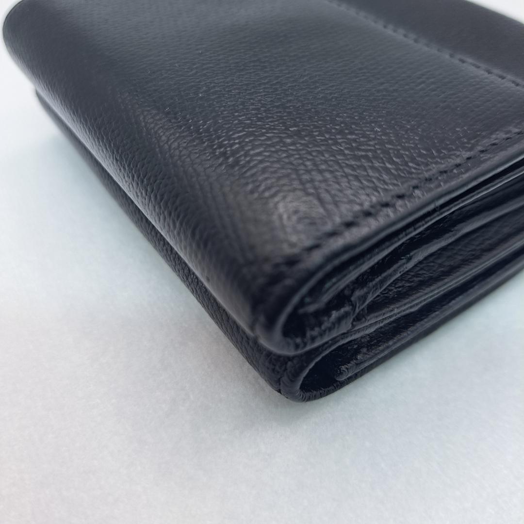 CHANEL　ココボタン　ブラック　 三つ折り財布