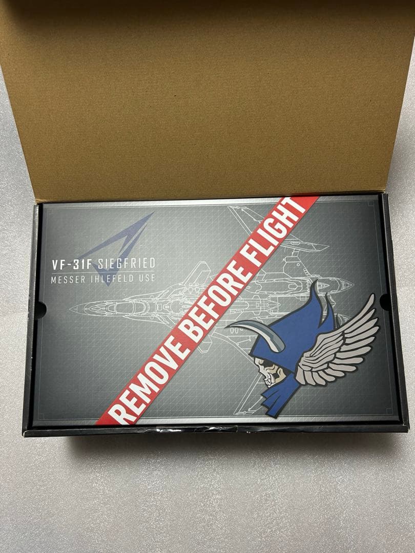 DX超合金 VF-31F ジークフリード（メッサーイーレフェルト機）