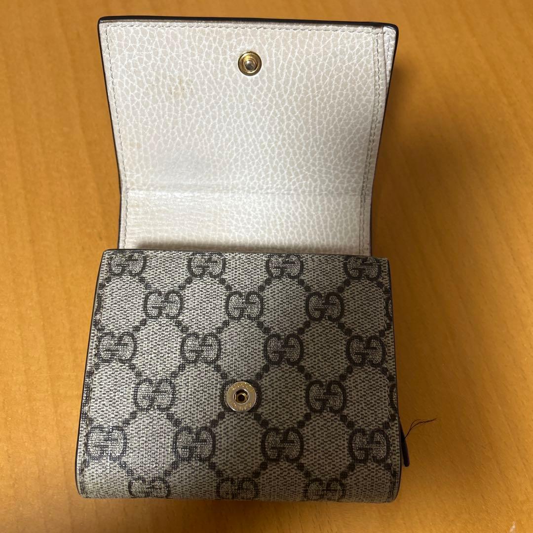 専用です。 GUCCI 二つ折り財布 ホワイト グレー