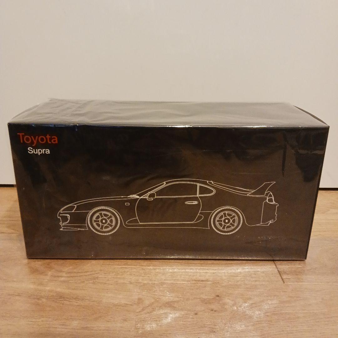 LCD トヨタ　スープラ　1/18　ミニカー　レッド