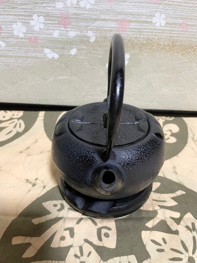 木の葉柄　急須　鉄器 金属工芸 美術品 鉄急須 茶道具 鉄器 鉄瓶 鉄製