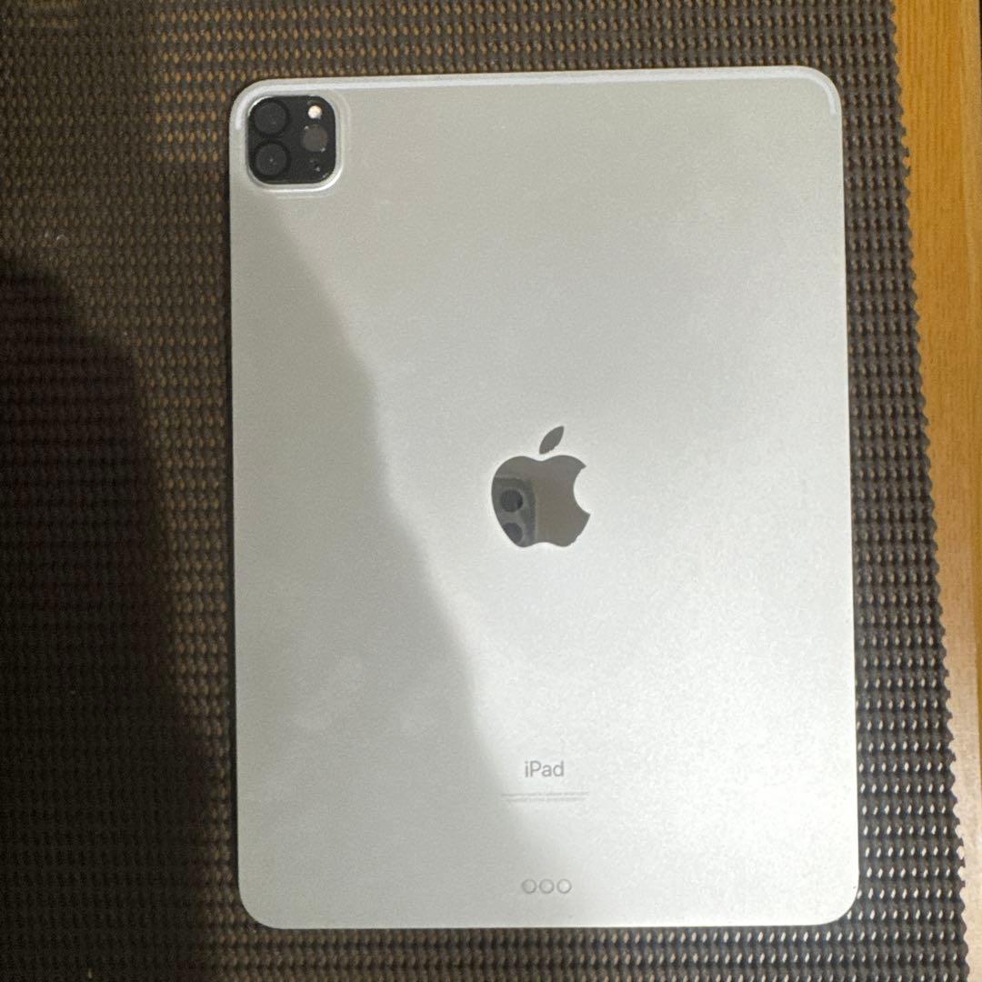 Apple iPad Pro 第3世代　11インチ シルバー