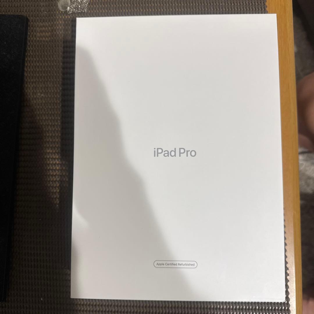 Apple iPad Pro 第3世代　11インチ シルバー