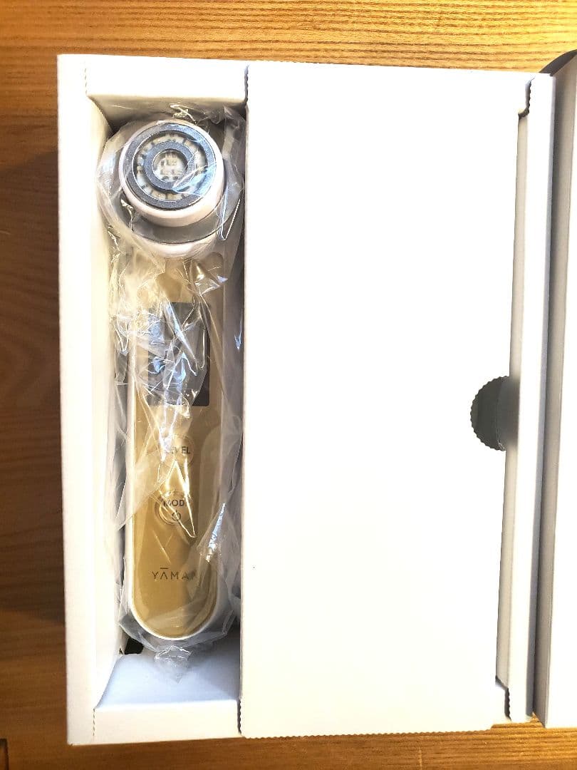 YA-MAN　ヤーマン 美顔器 RF　ボーテ フォトPLUS EX シャンパン…