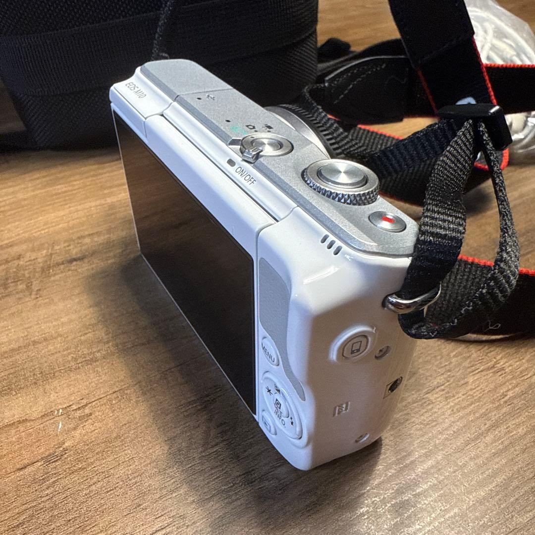 Canon EOS M10 ホワイト ミラーレス一眼レフカメラ