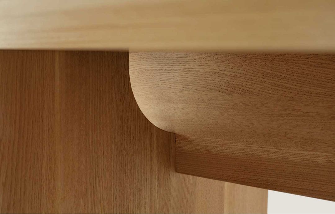 カリモクケーススタディ ダイニングテーブル コンランショップ 代官山