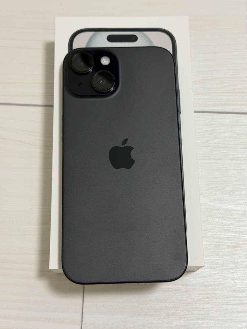 iPhone15 256GB ブラック　SIMフリー