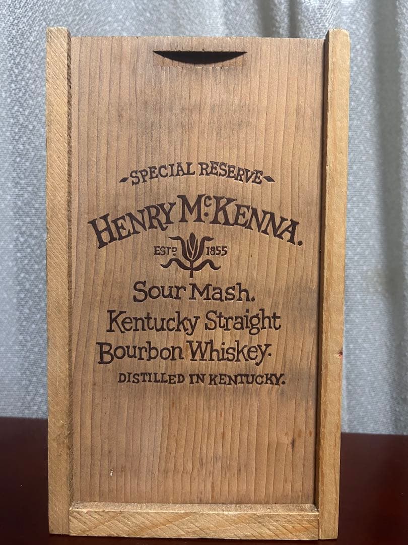 ★希少★ Henry McKenna スペシャルリザーブ バーボンウイスキー