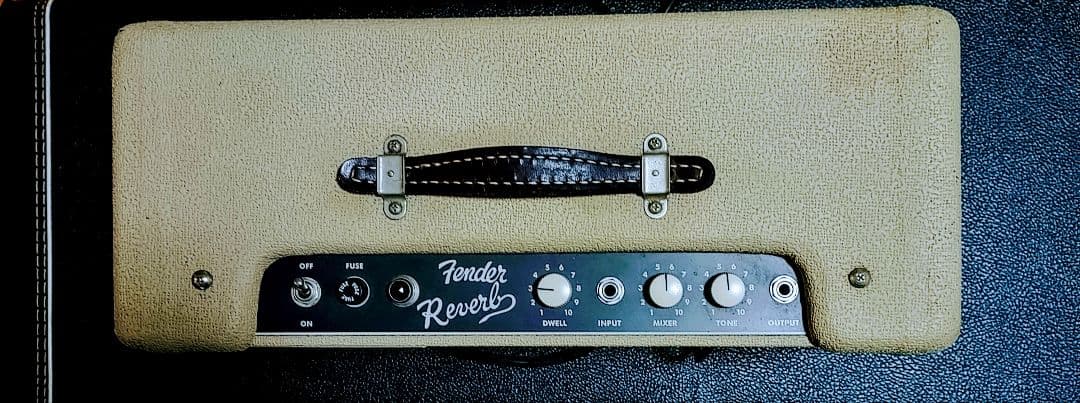 廃盤品/フェンダー６３リバーブBOX‼️リイシュー‼️真空管スプリングリバーブ