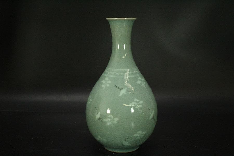 朝鮮美術 青磁 雲鶴紋 梅瓶 高22.5cm 東南陶窯 古堂趙斗彦(メ1155)