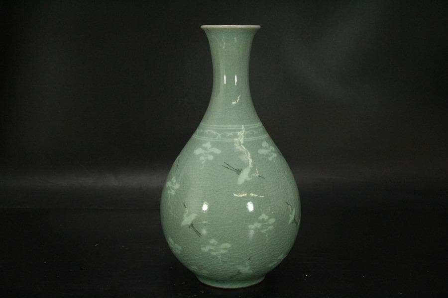 朝鮮美術 青磁 雲鶴紋 梅瓶 高22.5cm 東南陶窯 古堂趙斗彦(メ1155)