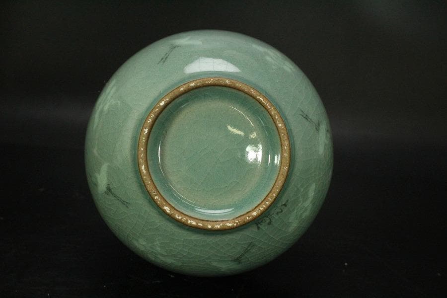 朝鮮美術 青磁 雲鶴紋 梅瓶 高22.5cm 東南陶窯 古堂趙斗彦(メ1155)