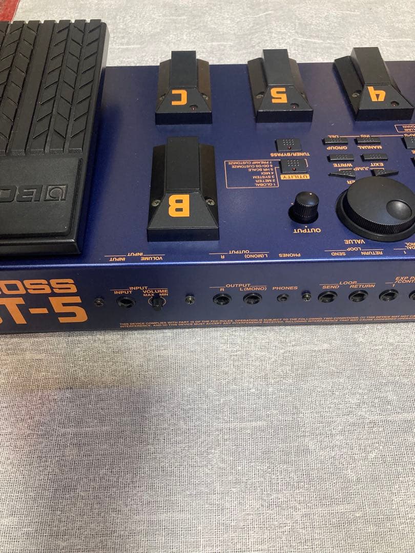 【週末値下げ】BOSS GT-5 マルチエフェクター