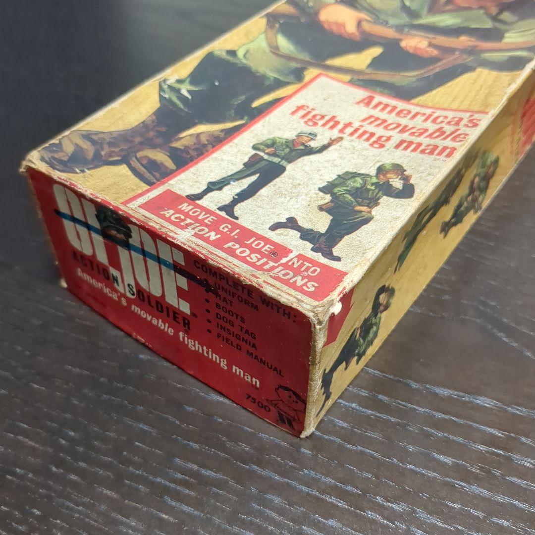 60年代　GIJOE　GIジョー　箱付き　M51フィールドコート　火炎放射器など