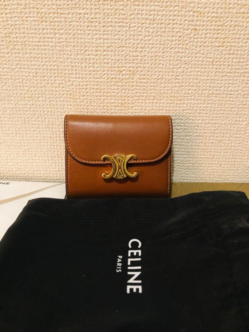 CELINE 三つ折り財布(美品)