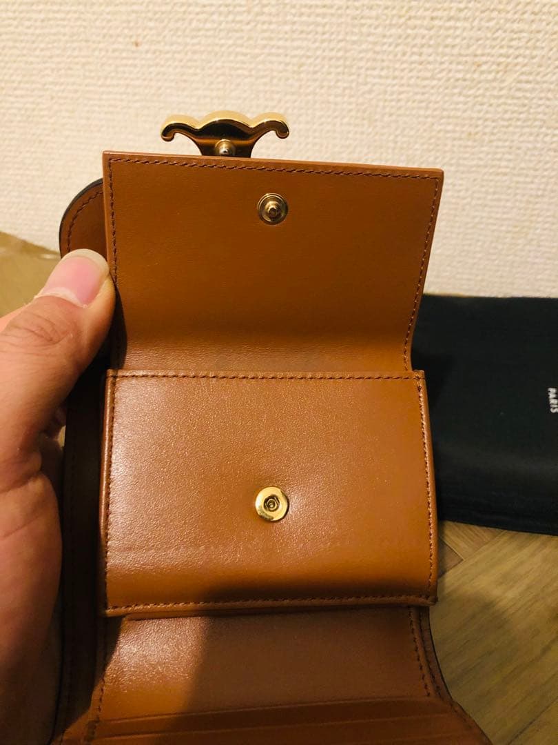 CELINE 三つ折り財布(美品)