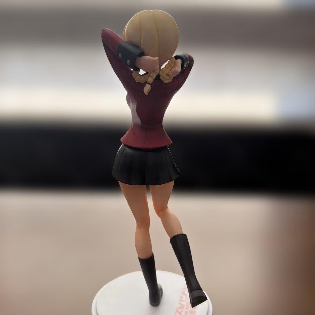 ガールズ&パンツァー　ダージリン　フィギュア【リペイント品】